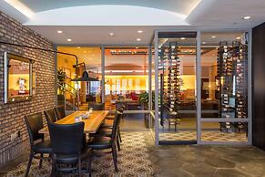 The Sam Houston, Curio Collection by Hilton