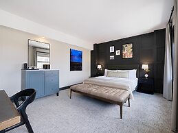 The Sam Houston, Curio Collection by Hilton