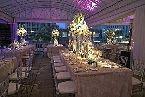 The Sam Houston, Curio Collection by Hilton