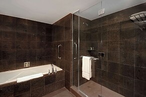 The Sam Houston Hotel, Tapestry Collection by Hilton