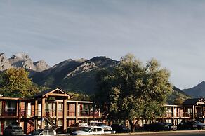 Canadas Best Value Inn & Suites Fernie