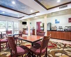Comfort Suites Bakersfield