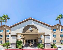 Comfort Suites Bakersfield