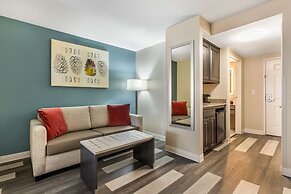 Best Western Prime Inn & Suites