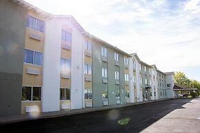 Baymont by Wyndham Maumee Toledo
