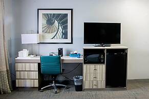 Baymont by Wyndham Maumee Toledo