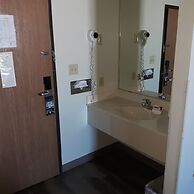 Super 8 by Wyndham Bethany MO