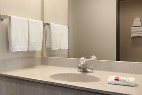 Super 8 by Wyndham Bethany MO