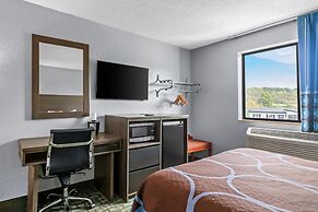 Rodeway Inn Delmont
