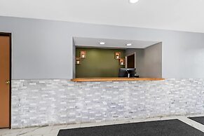 Rodeway Inn Delmont