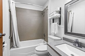 Rodeway Inn Delmont