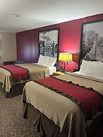 Super 8 by Wyndham West Branch