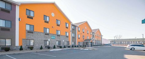 Quality Inn & Suites Hammond Near I-8090