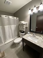Quality Inn & Suites Hammond Near I-8090