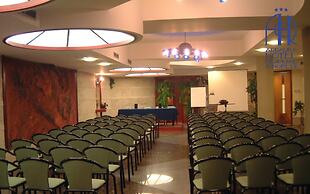 Addaura Village e Congressi