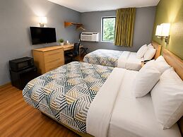 Motel 6 Morehead, KY