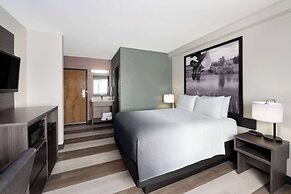 Super 8 by Wyndham Columbus