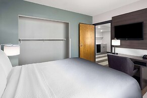 Super 8 by Wyndham Columbus