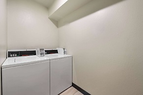 Super 8 by Wyndham Columbus