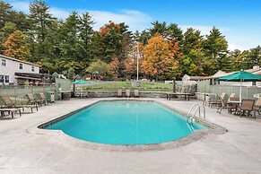 Super 8 by Wyndham Lake George/Downtown
