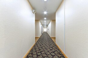 Super 8 by Wyndham Uniontown PA