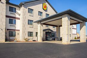 Super 8 by Wyndham Uniontown PA