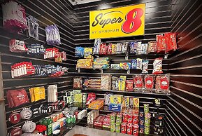 Super 8 by Wyndham Uniontown PA