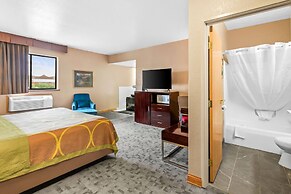 Super 8 by Wyndham Uniontown PA