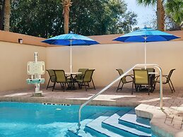 Holiday Inn Express & Suites Jacksonville SE- Med Ctr Area by IHG