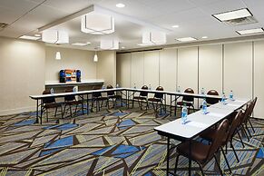Holiday Inn Express & Suites Jacksonville SE- Med Ctr Area by IHG