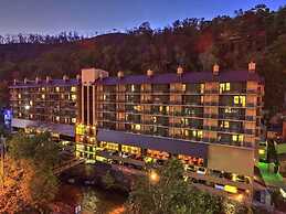 Edgewater Hotel - Gatlinburg