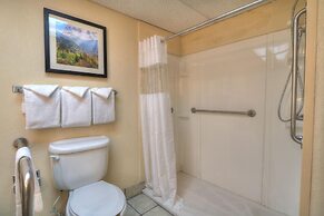 Edgewater Hotel - Gatlinburg