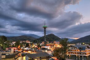 Edgewater Hotel - Gatlinburg