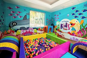 Reef Yucatan Hotel and Convention Center All Inclusive