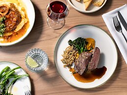 Mercure Melbourne Southbank