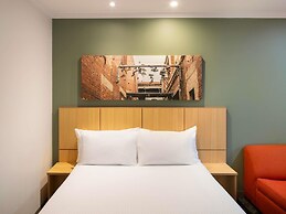 Mercure Melbourne Southbank
