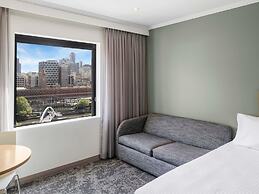 Mercure Melbourne Southbank