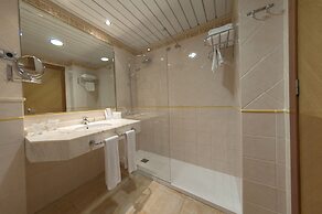 Hotel La Laguna Spa And Golf