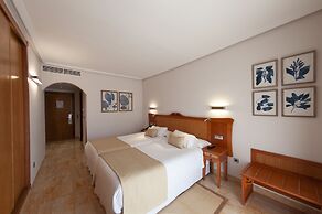 Hotel La Laguna Spa And Golf