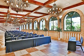 Hotel La Laguna Spa And Golf