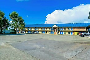 Hahira Inn By OYO near Valdosta