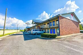 Hahira Inn By OYO near Valdosta