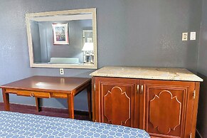 Hahira Inn By OYO near Valdosta