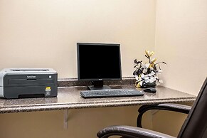 Quality Inn & Suites Federal Way - Seattle