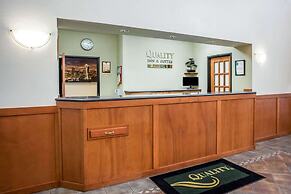 Quality Inn & Suites Federal Way - Seattle