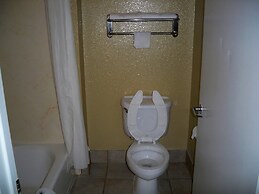 Scottish Inn & Suites