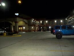 Scottish Inn & Suites