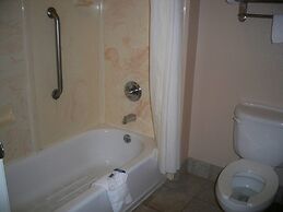 Scottish Inn & Suites