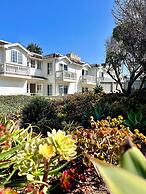 Pelican Inn & Suites