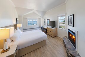 Pelican Inn & Suites